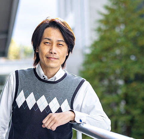 Professor Michiya Matsusaki