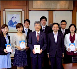 Shosekika Project students donated to the Osaka University Foundation for the Future