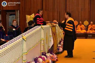 ASEAN Center for Academic Initiatives Director NIHIRA Takuya receives honorary doctorate from Mahidol University (Thailand)