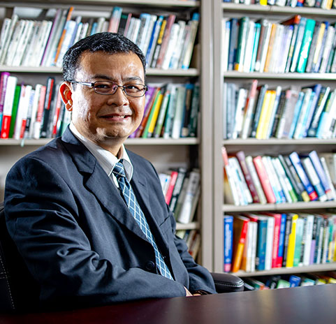 Professor Wirawan Dony Dahana