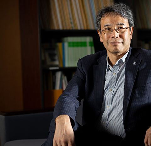 Professor Takashi Nakano