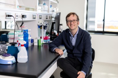 Professor Wing story top