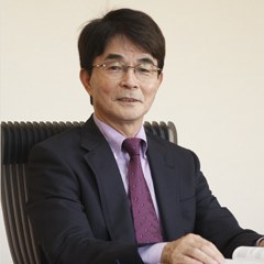 Professor Yanagida