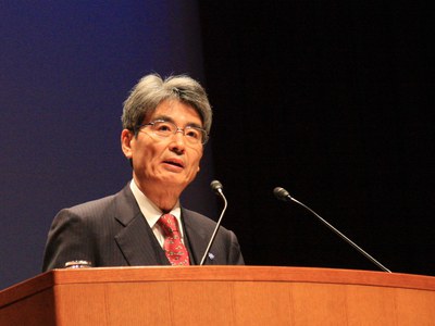 President Toshio HIRANO delivers his 2014 New Year's greeting