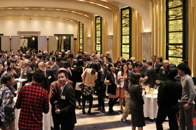 A Record-Breaking Turnout for the Osaka University Alumni Reunion in Tokyo