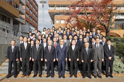 Award Ceremony held for the 2019-20 Osaka University Prize