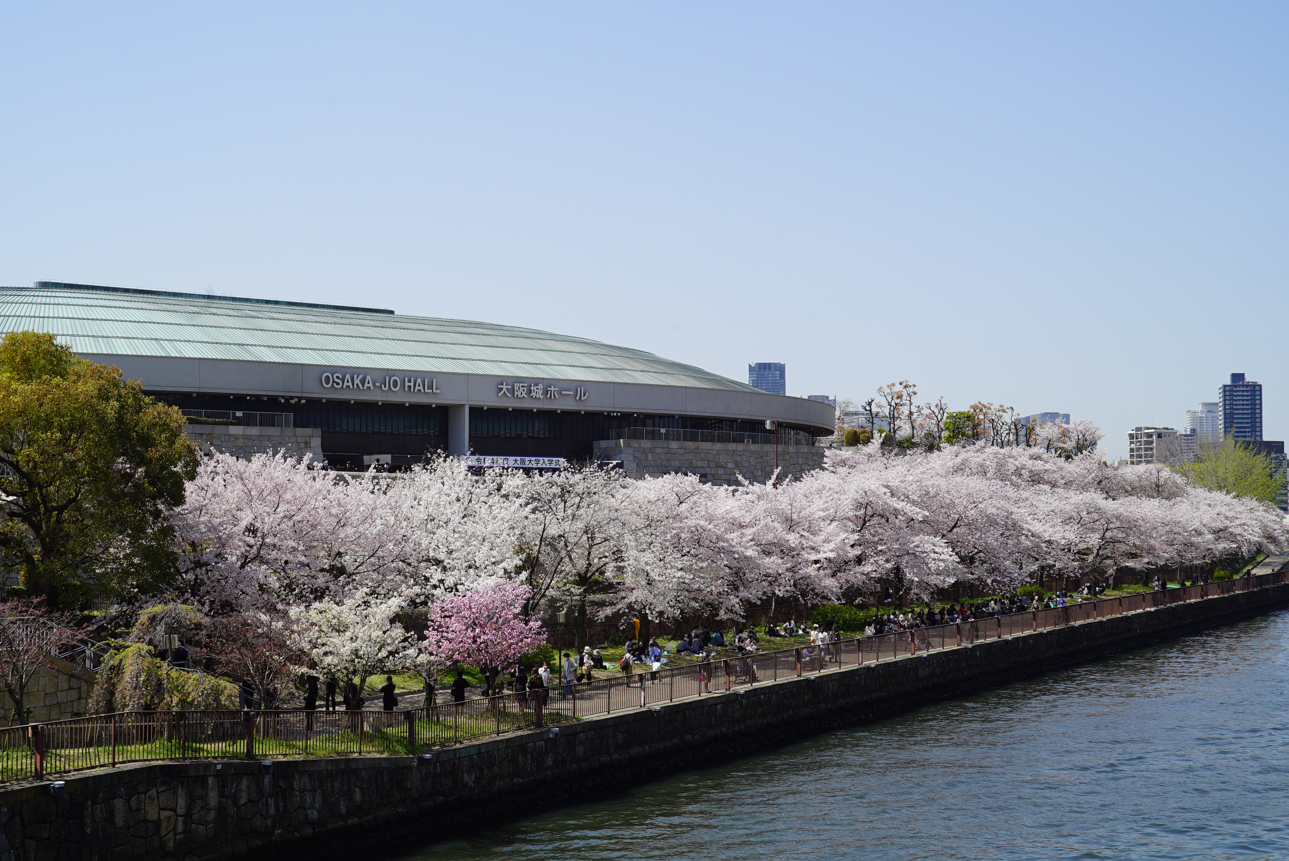 Welcome to Osaka University! 2022-2023 Spring Entrance Ceremony held