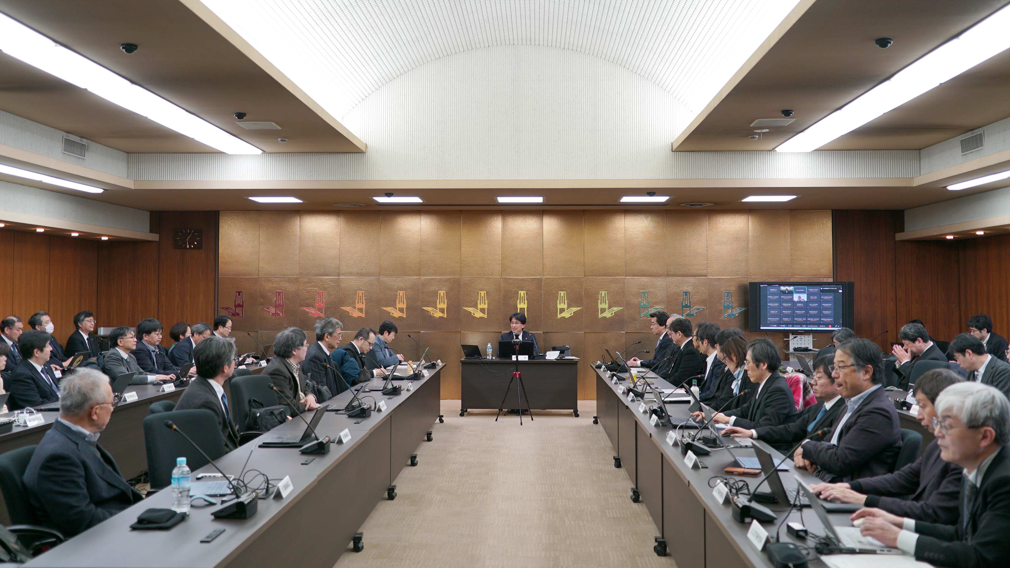 President Atsushi Kumanogoh offers his New Year’s Greeting