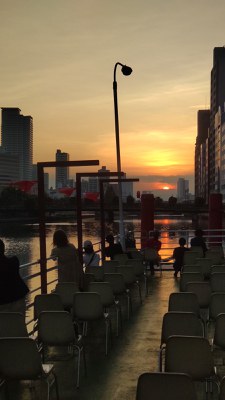 6 岸田さん　ご来光カフェ.jpg