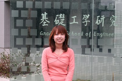 平岡智子さん01