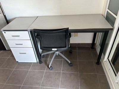 各居室のテーブル＆チェア.jfif