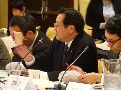 大阪大学の取組を紹介する星野副学長