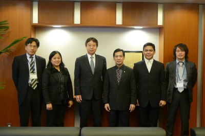 デ・ラ・サール大学副学長