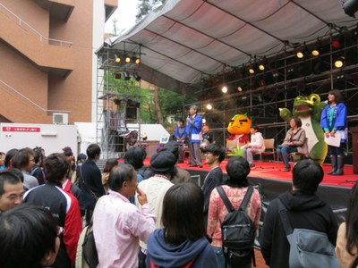 01創立100周年ゆめ募金キャンペーンin まちかね祭