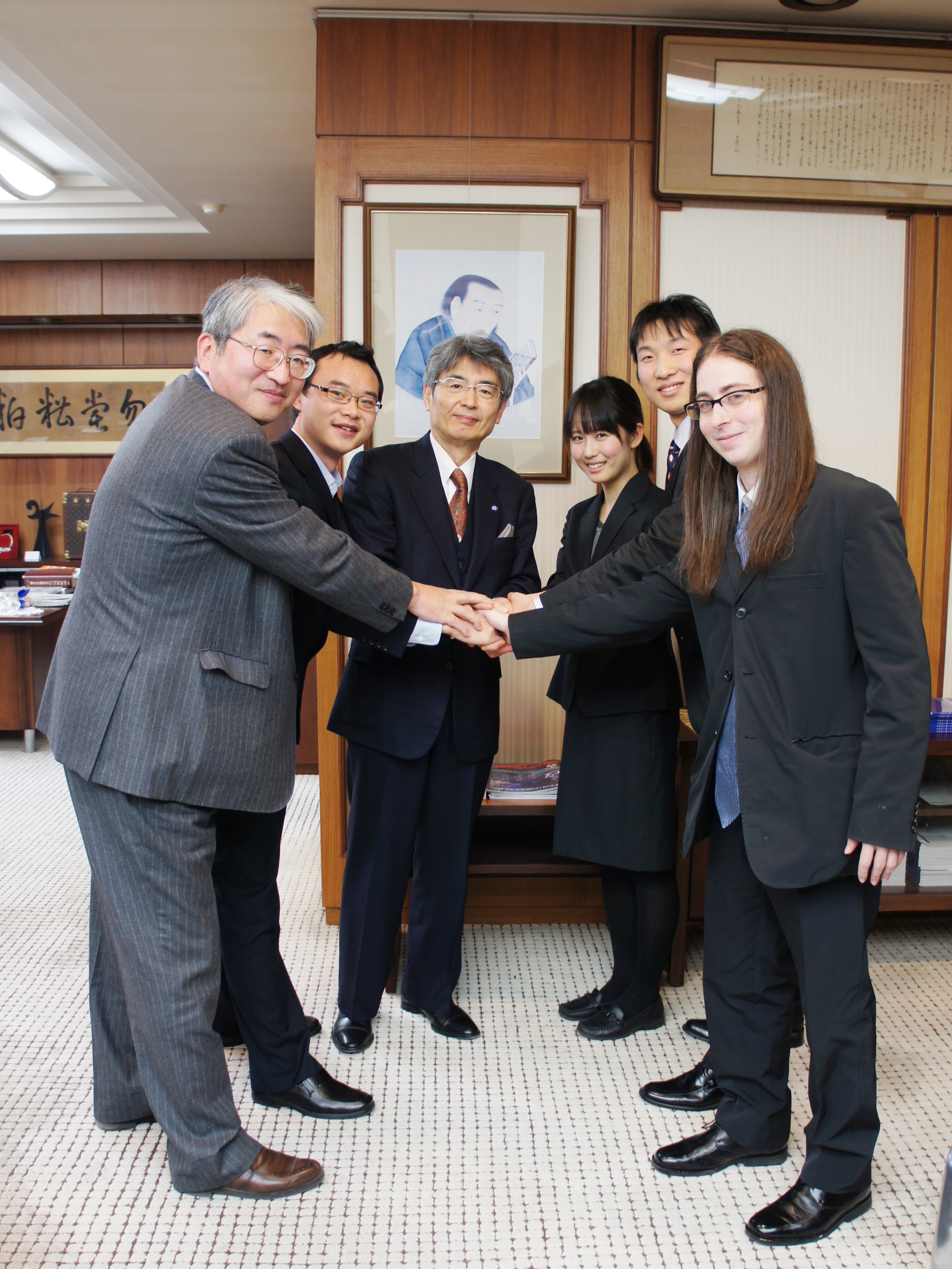 大阪大学学生チームが全国ベンチャー企画コンテスト「University Venture Grand Prix2013」(経産省主催)で準優勝