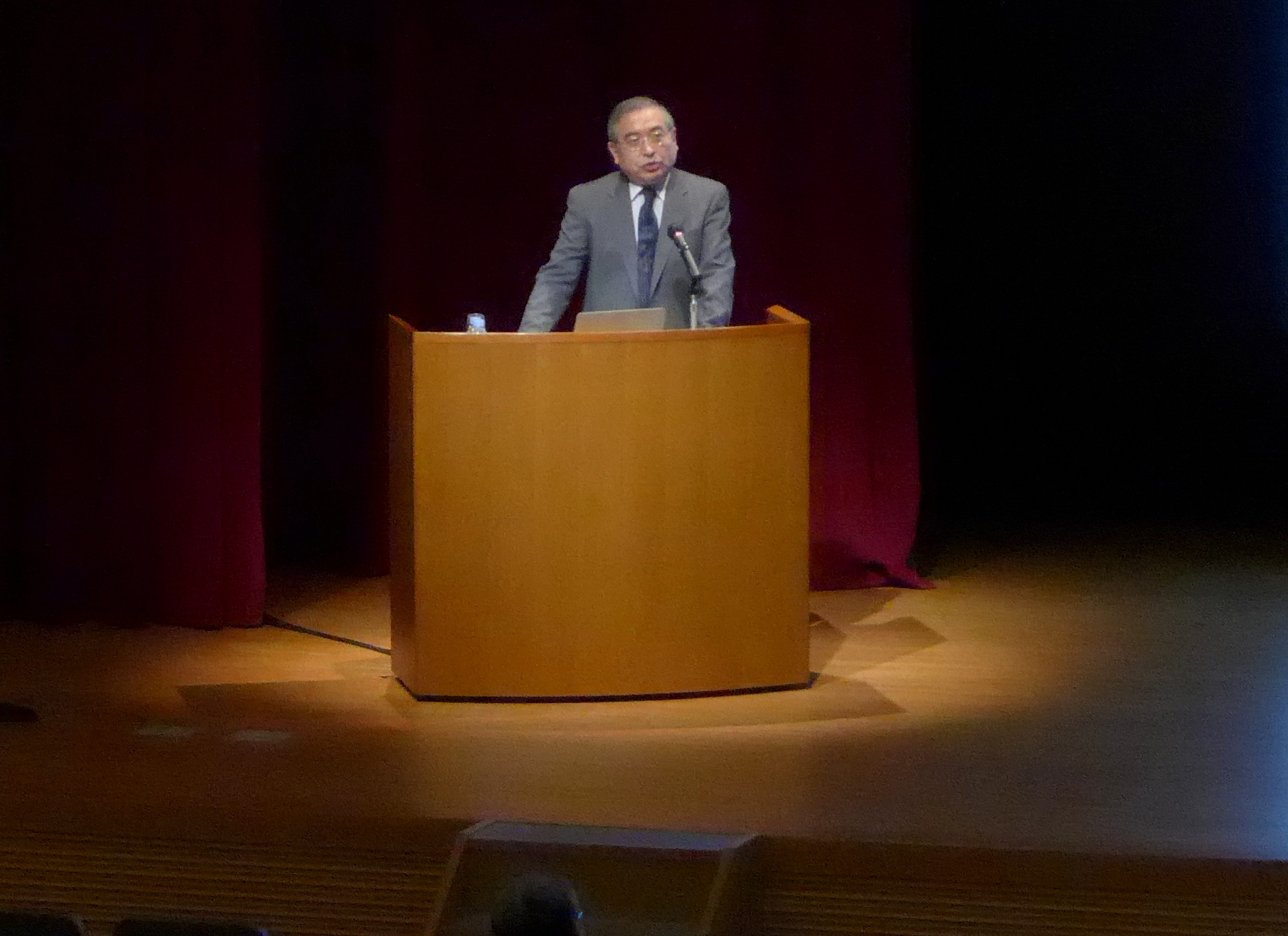 第2回『大阪大学特別教授』による講演会を開催しました （福住俊一特別教授・大学院工学研究科教授）
