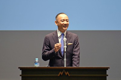 西靖アナウンサーによる講演