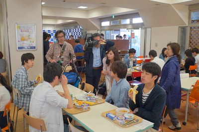 無料朝食・取材