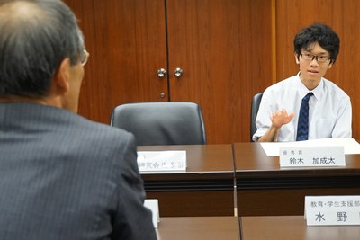 課外活動総長賞（歓談３）