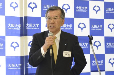 片岡さん　懇談会乾杯