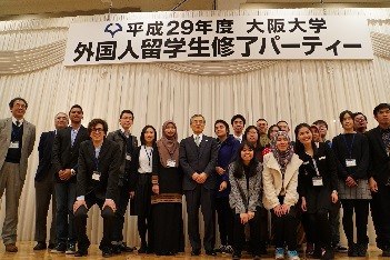 留学生修了パーティー6