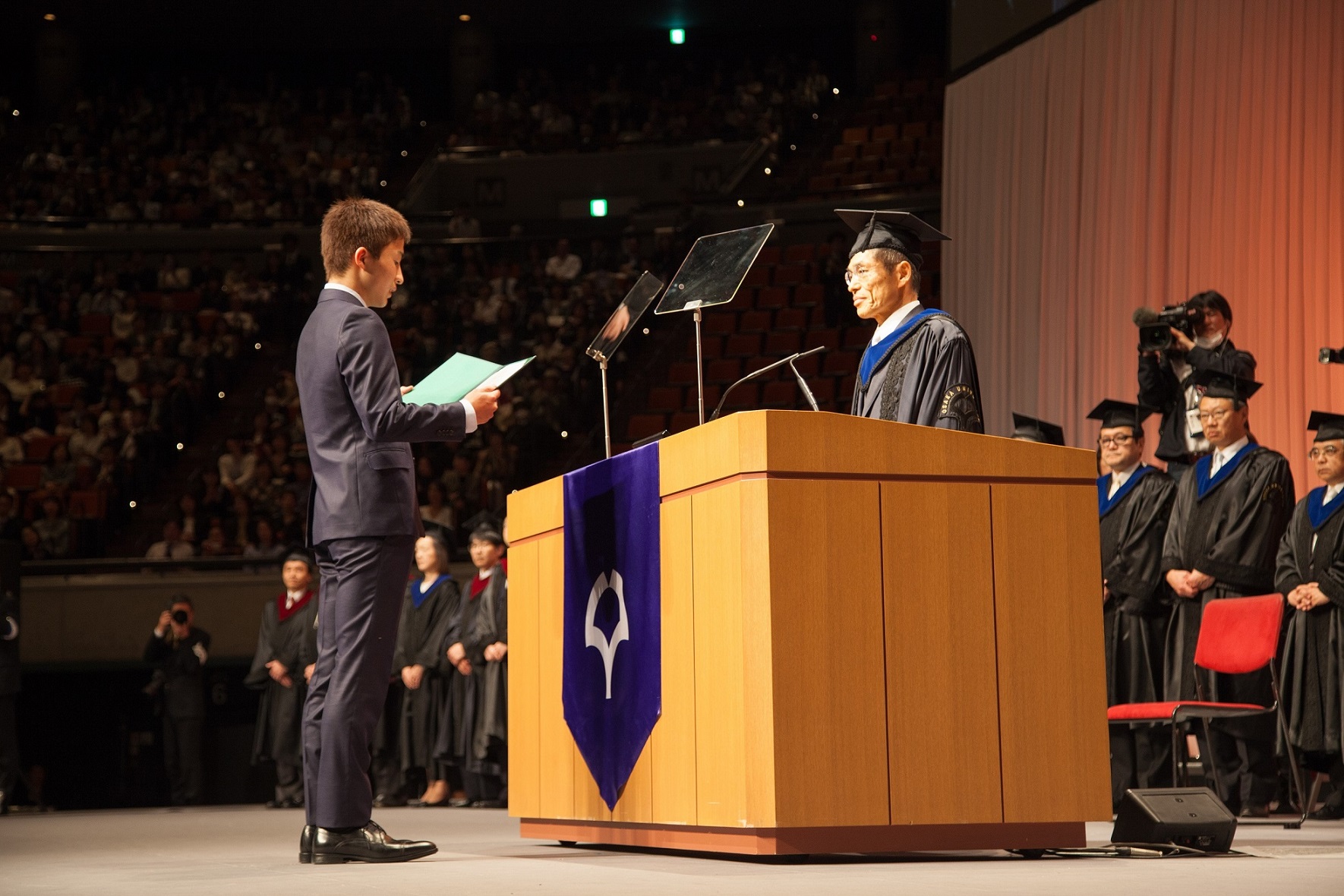 ようこそ大阪大学へ！　H３０年度入学式を挙行しました