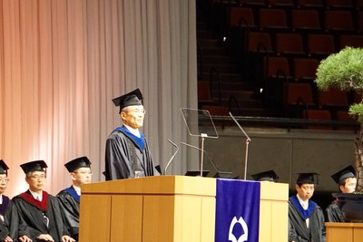 会場舞台（総長）