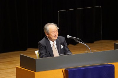 大阪大学創立90周年・大阪外国語大学創立100周年 記念式典・記念講演会を挙行しました