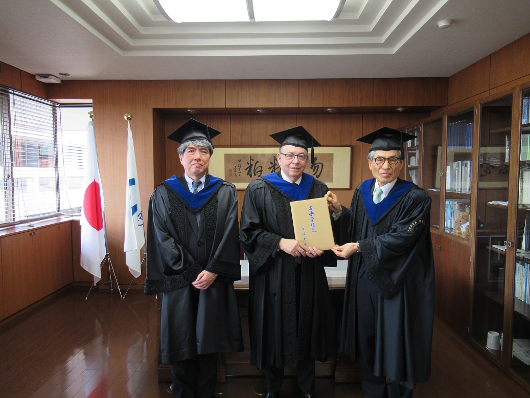 カリフォルニア大学デービス校のレイモンド・エル・ロドリゲス博士への大阪大学名誉学位授与式を挙行