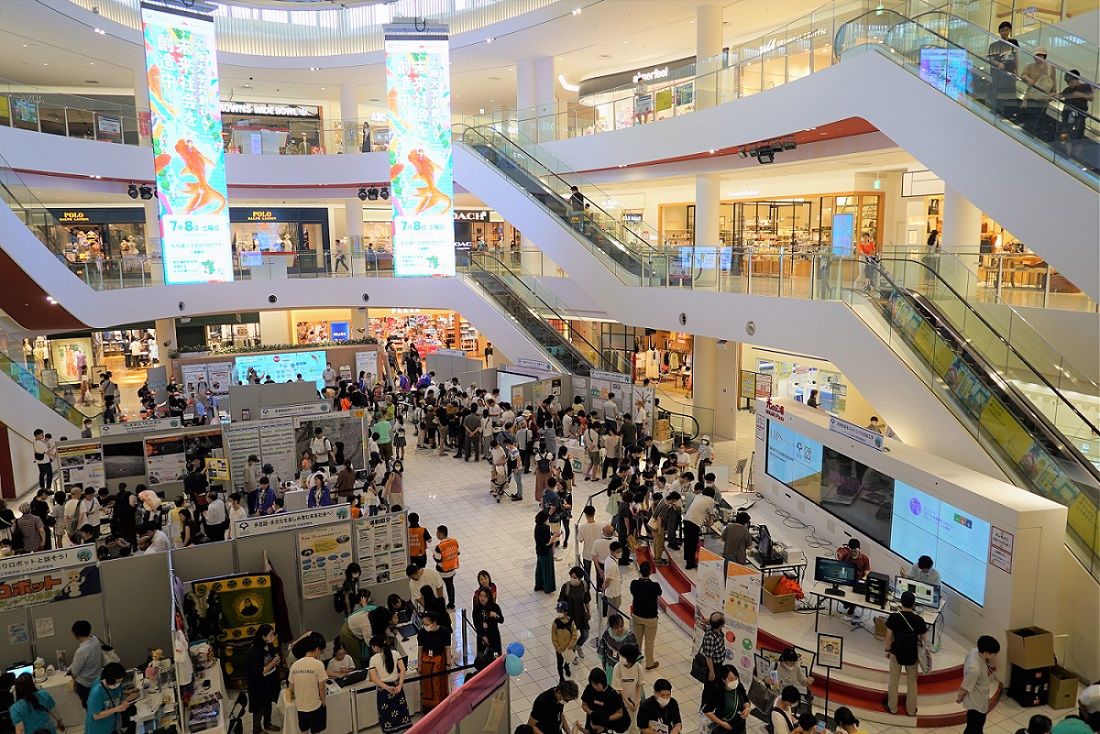 『未来社会を創造中！』の最先端研究を約6000人が体感！ 大阪大学共創DAY＠EXPOCITYを開催しました