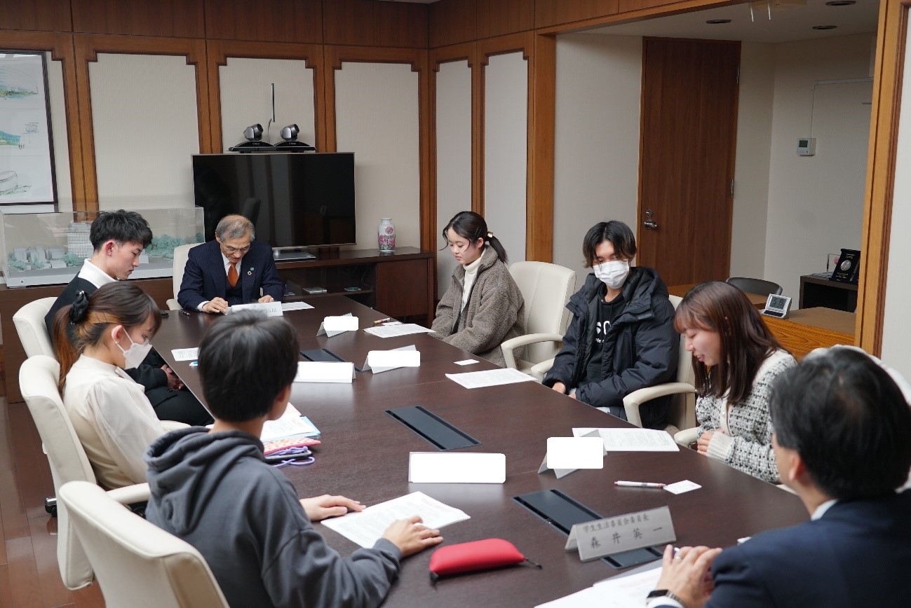 令和5年度 西尾総長と学生の対話会(第4回)を開催しました