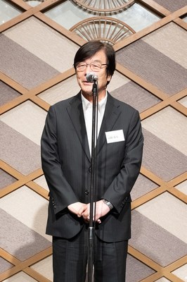 6.乾杯のご発声をする株式会社エヌエフホールディングス 高橋 常夫代表取締役会長 .jpg